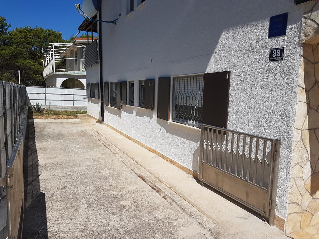 Apartamento Casa Gudelj Pirovac Exterior foto